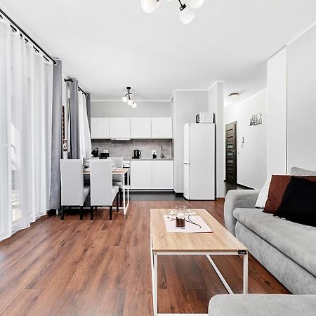 Apartment Wroclaw Sikorskiego With Free Garage By Renters Prestige Εξωτερικό φωτογραφία