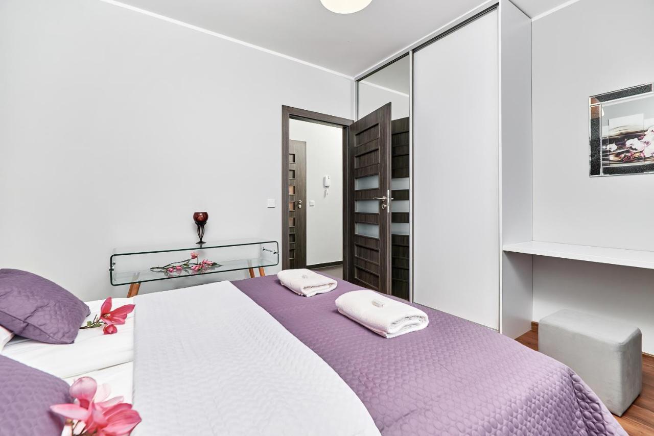 Apartment Wroclaw Sikorskiego With Free Garage By Renters Prestige Εξωτερικό φωτογραφία