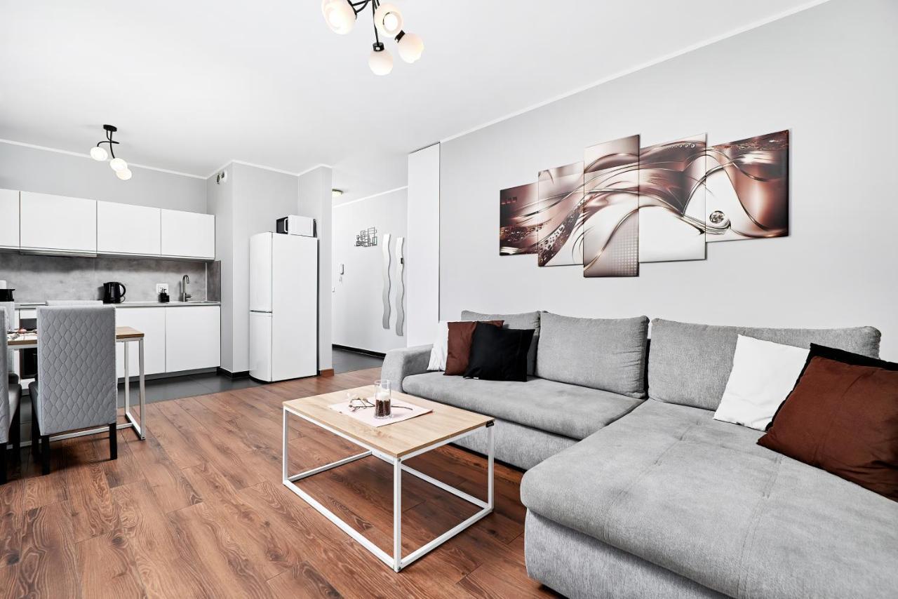 Apartment Wroclaw Sikorskiego With Free Garage By Renters Prestige Εξωτερικό φωτογραφία