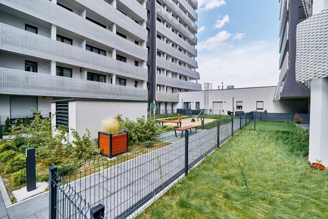 Apartment Wroclaw Sikorskiego With Free Garage By Renters Prestige Εξωτερικό φωτογραφία