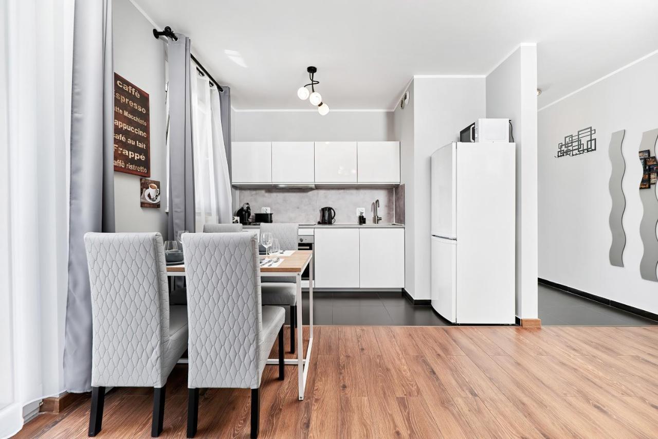 Apartment Wroclaw Sikorskiego With Free Garage By Renters Prestige Εξωτερικό φωτογραφία